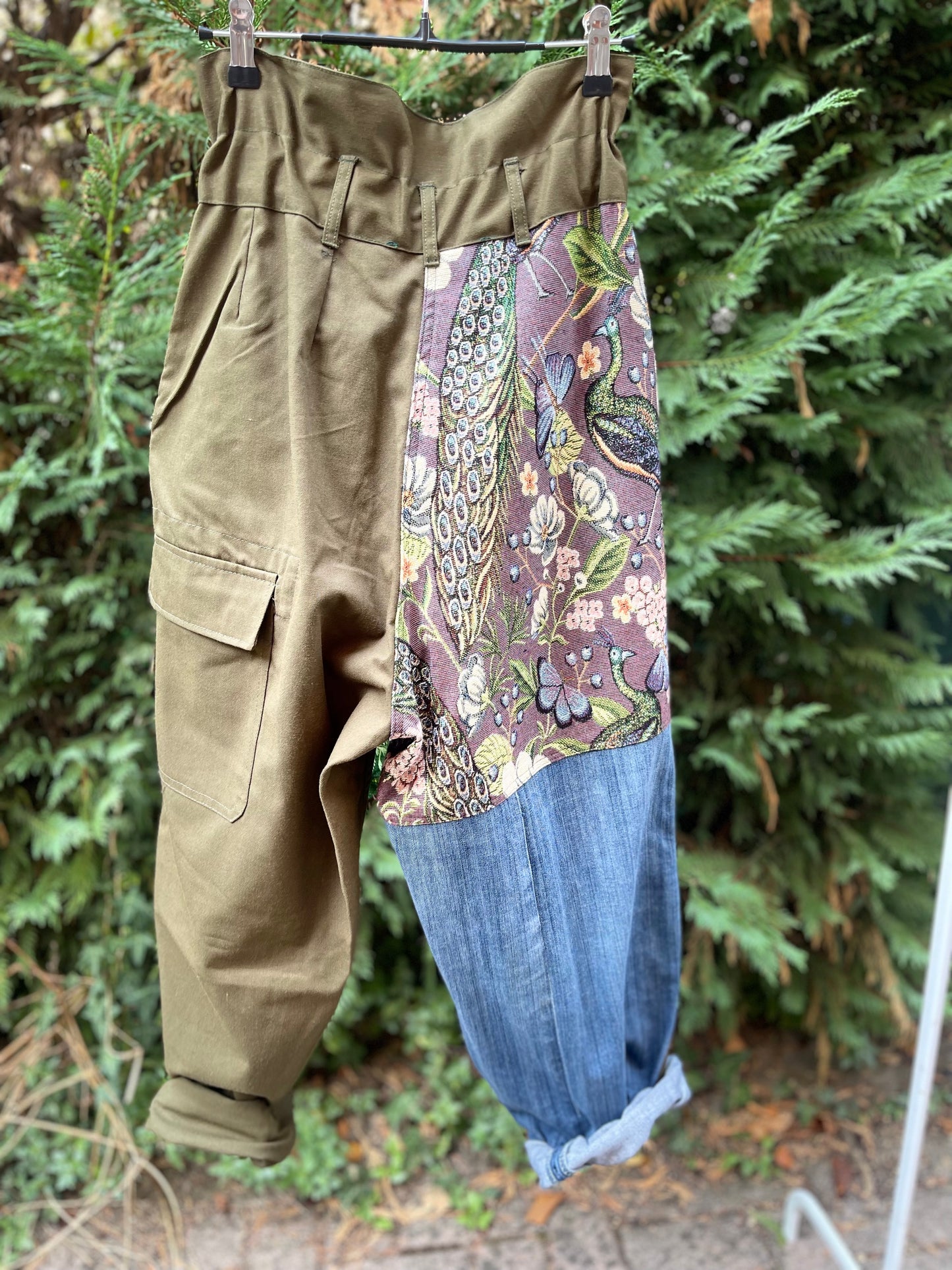 Pantalone dea