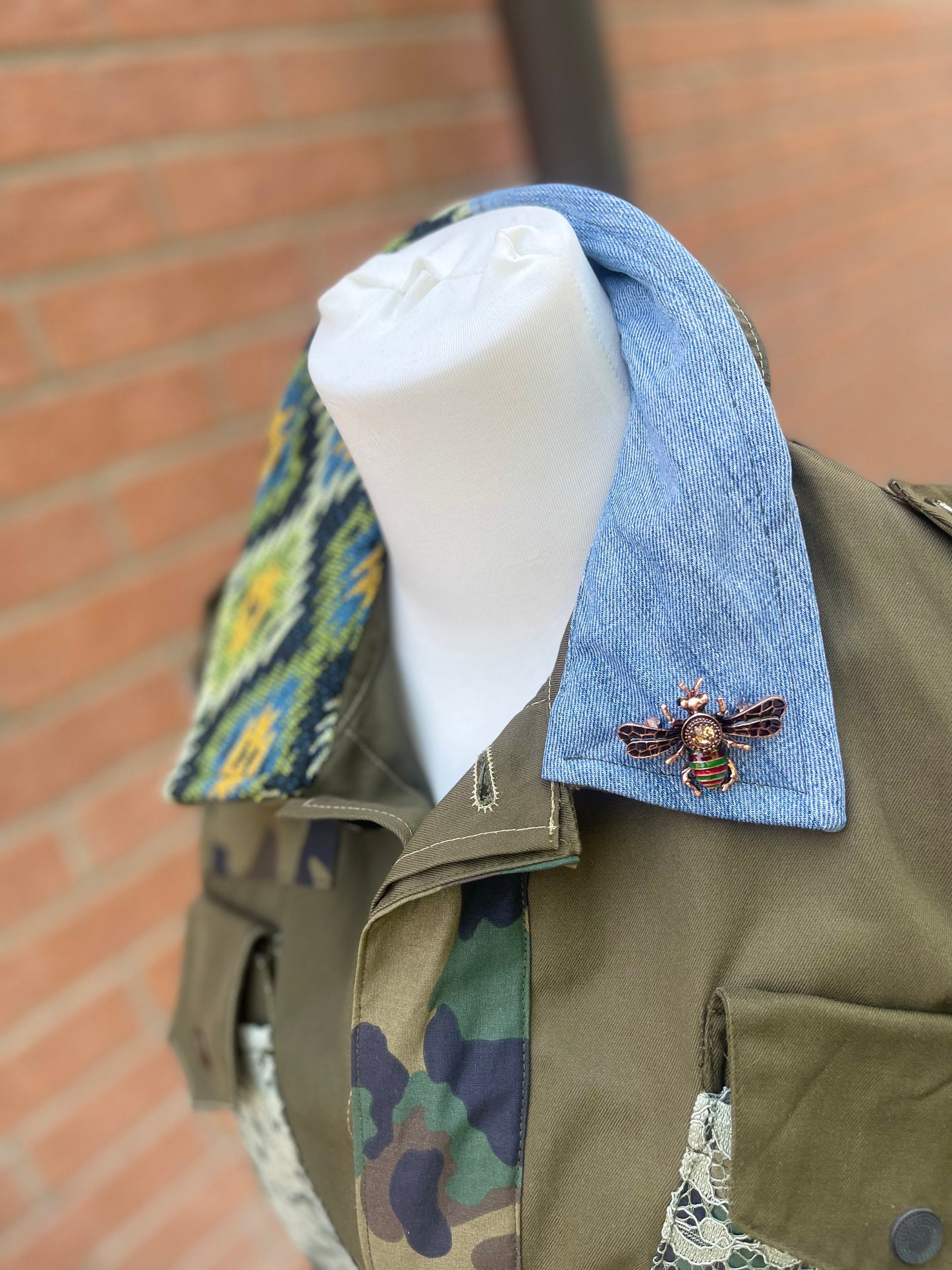 Bomber camelia