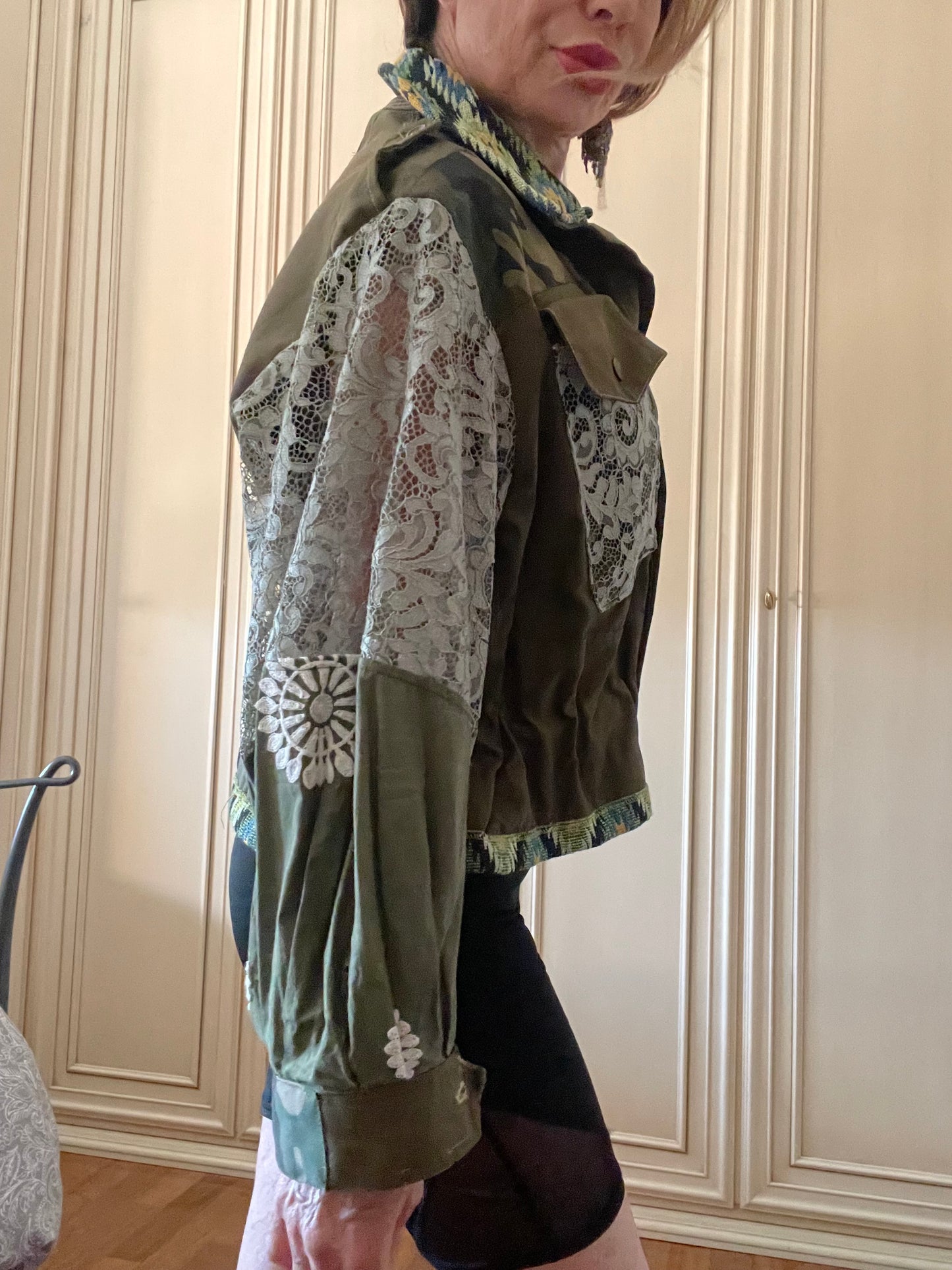 Bomber camelia