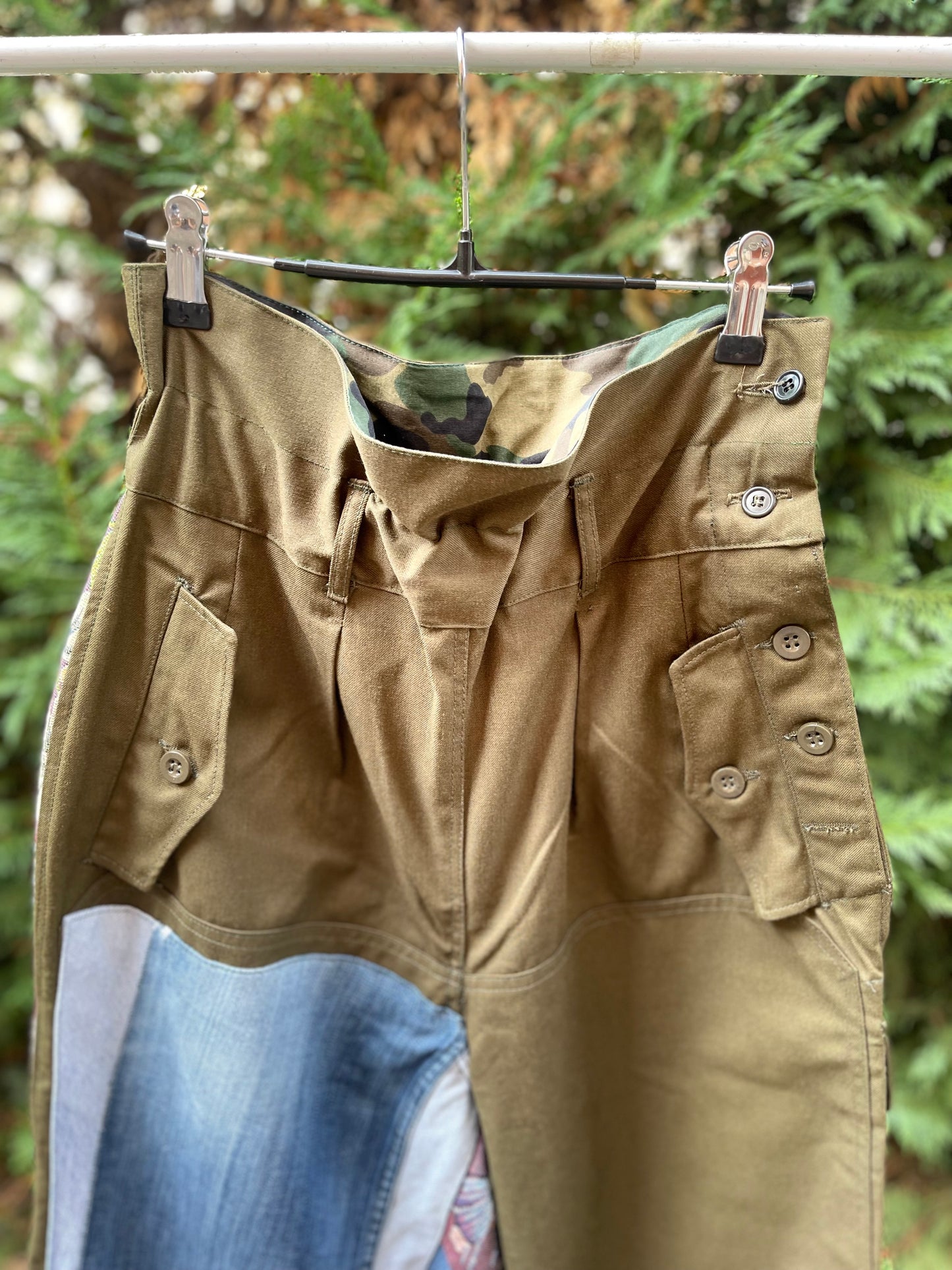 Pantalone dea