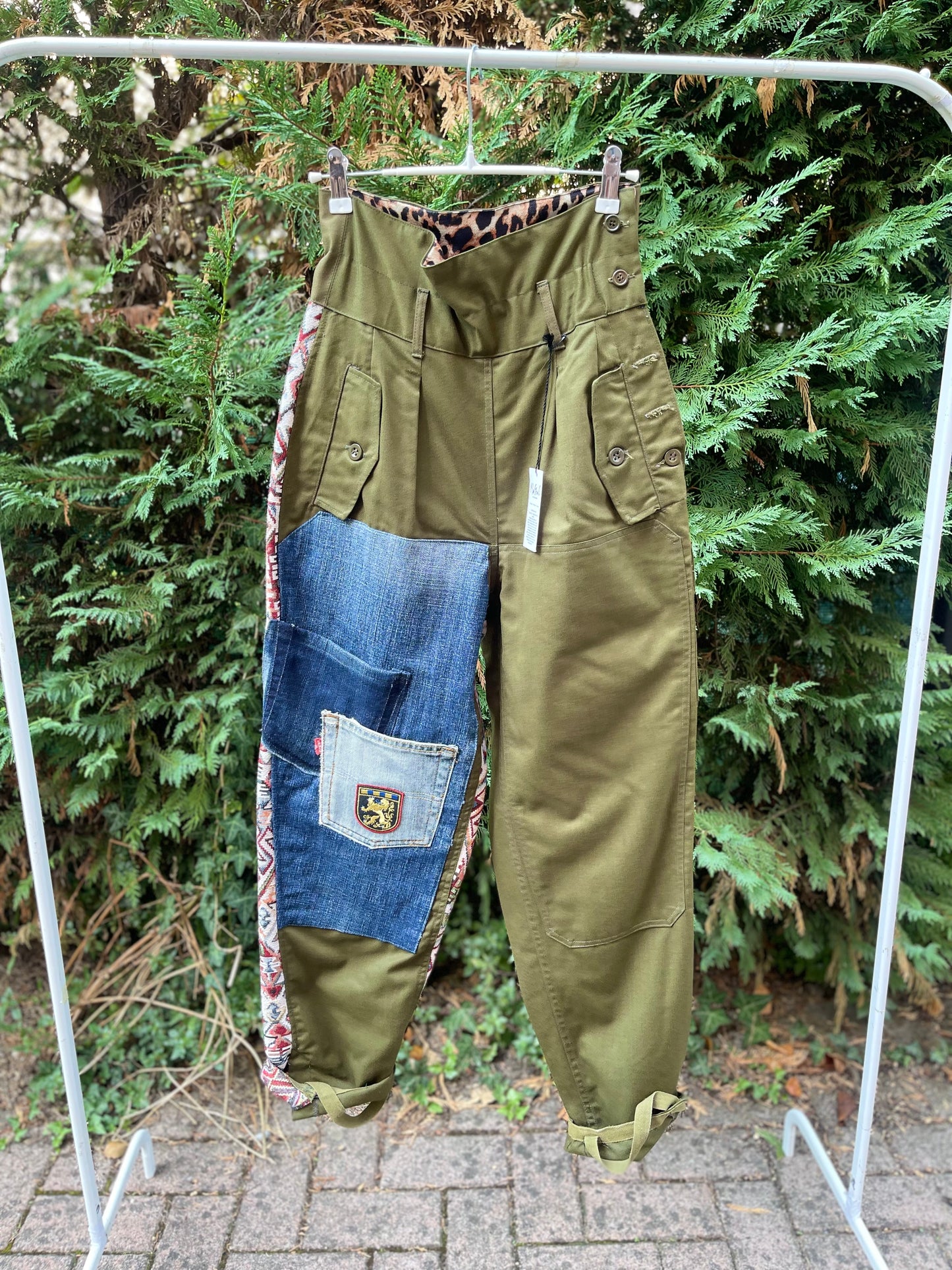 Pantalone tribal