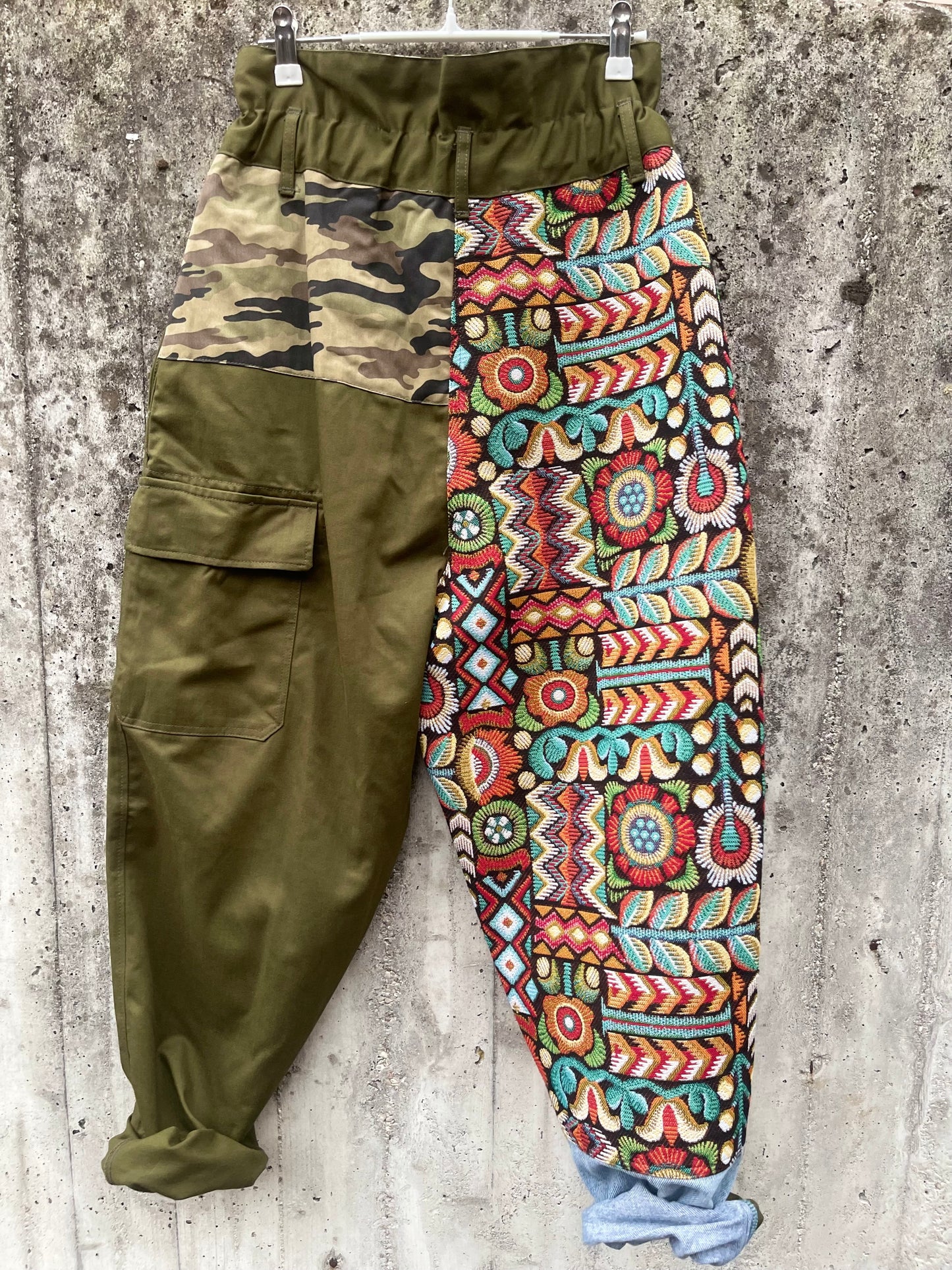 Pantalone Kilim