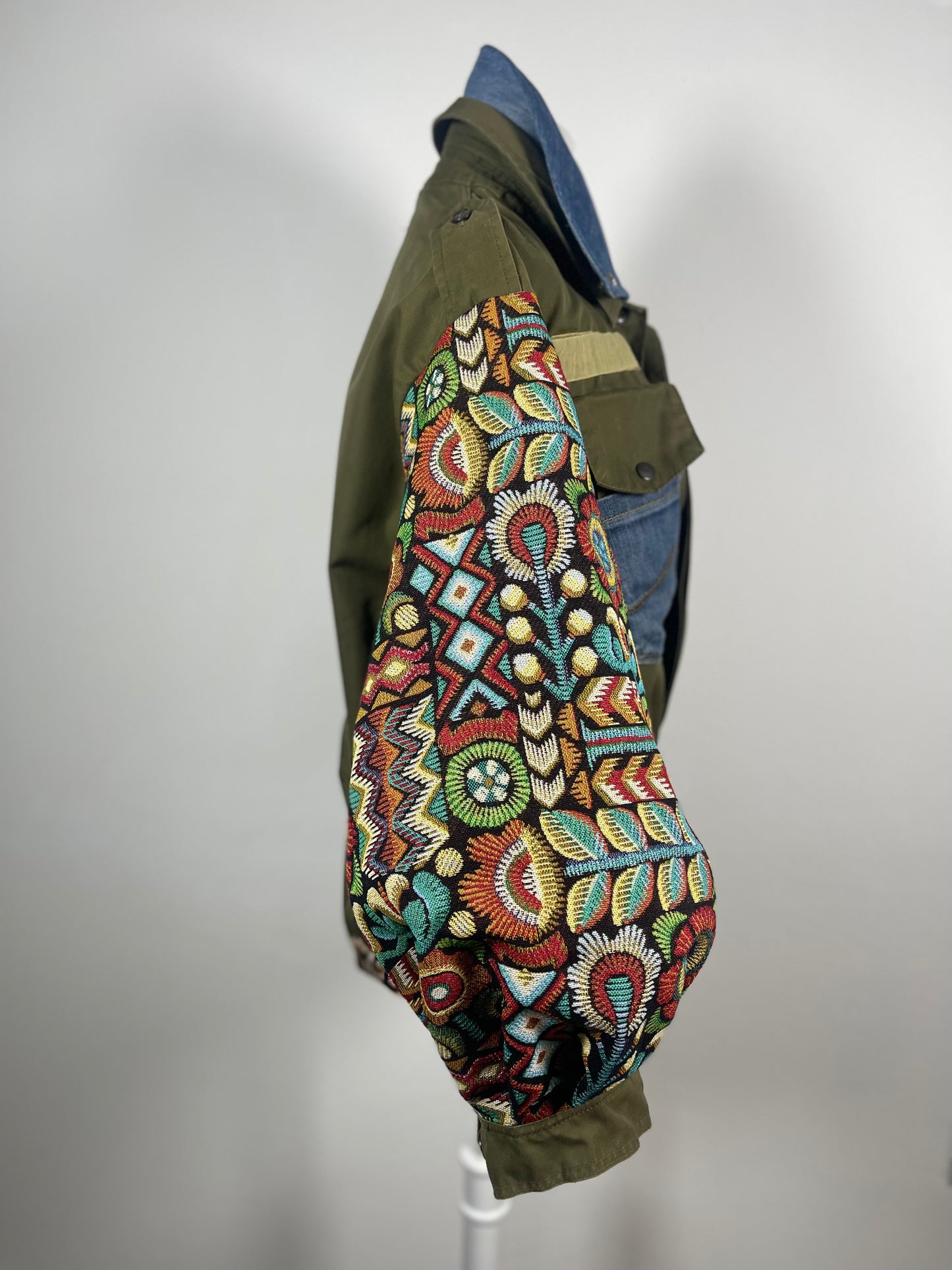 Bomber Kilim