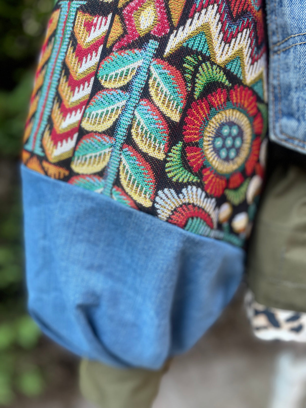 Bomber Kilim