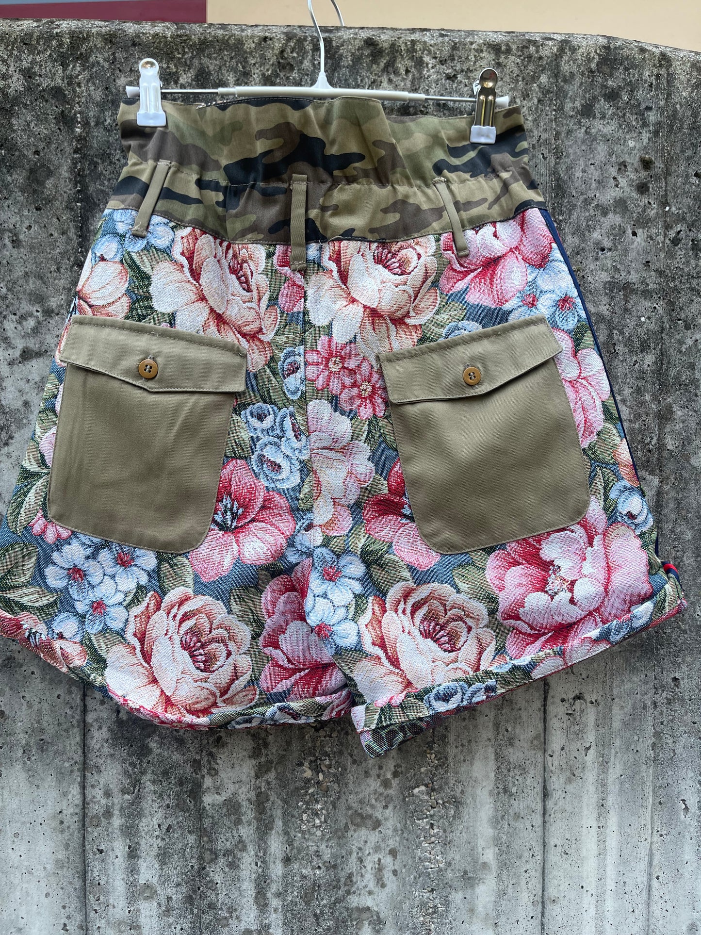 Short Flora