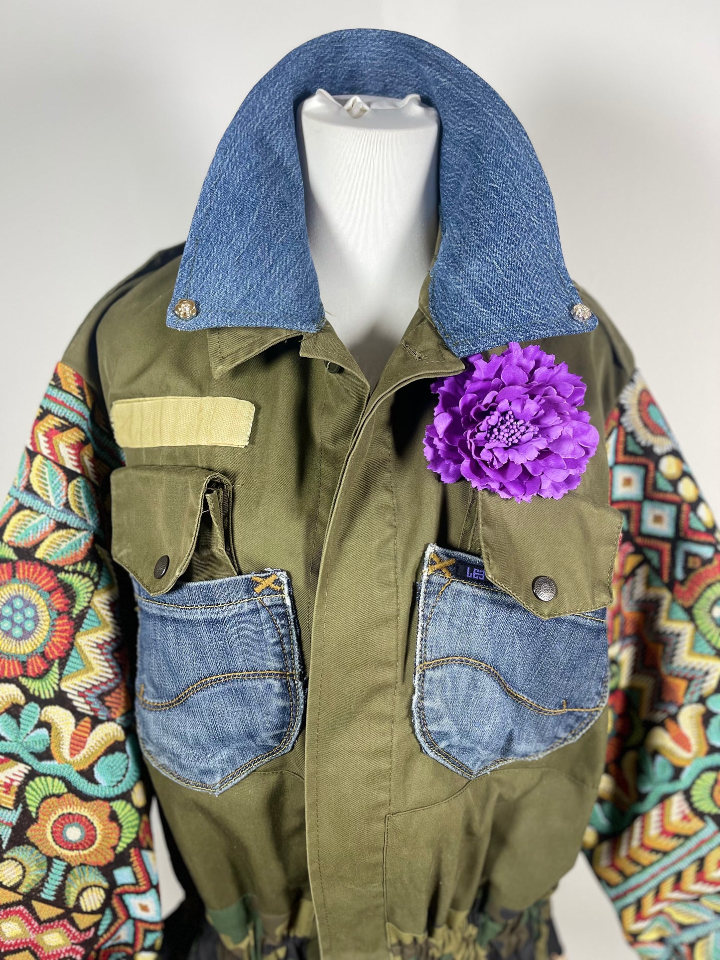 Bomber Kilim