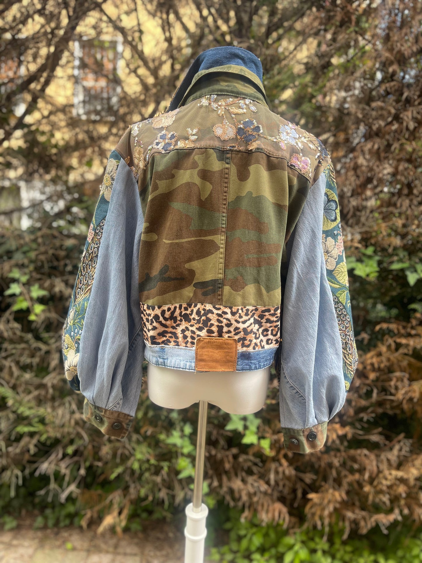 Giacca cropped Gea