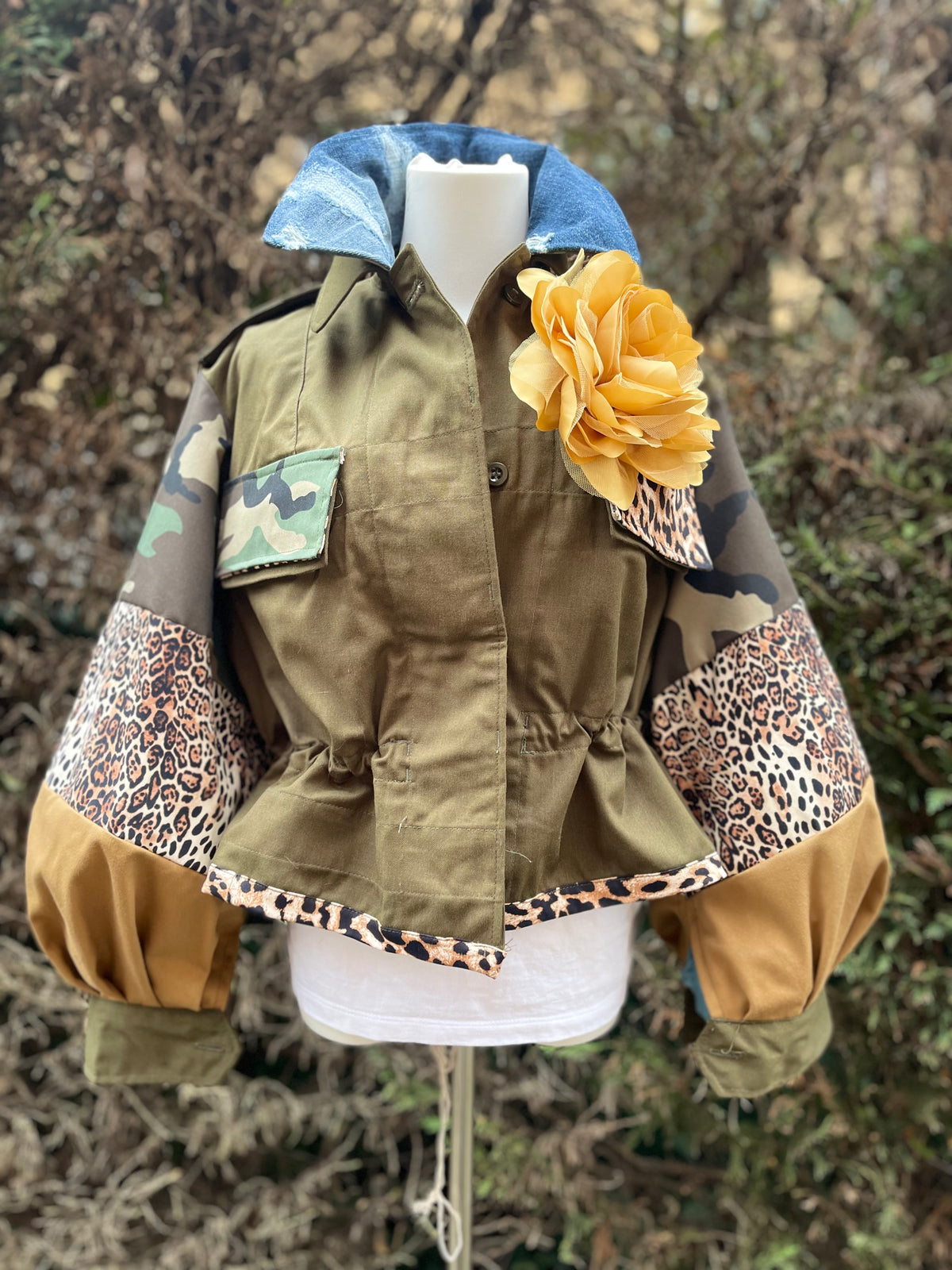 Savana Bomber